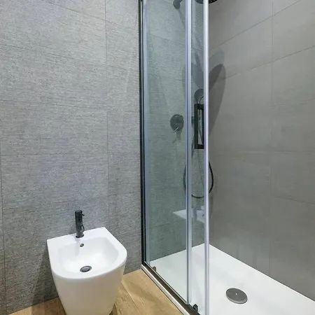 Intero Alloggio: Appartement *